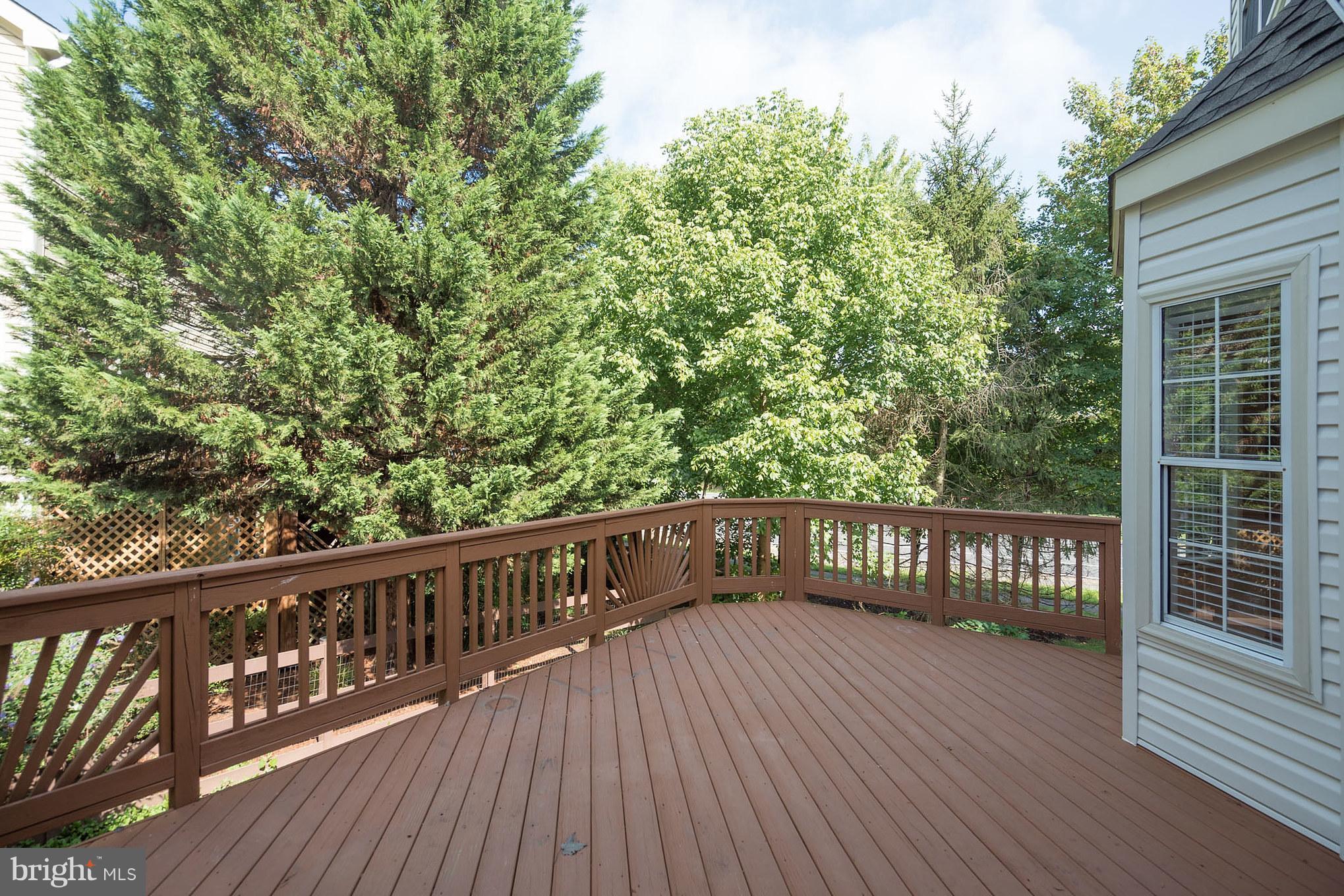 POTOMAC LAKES - Residential