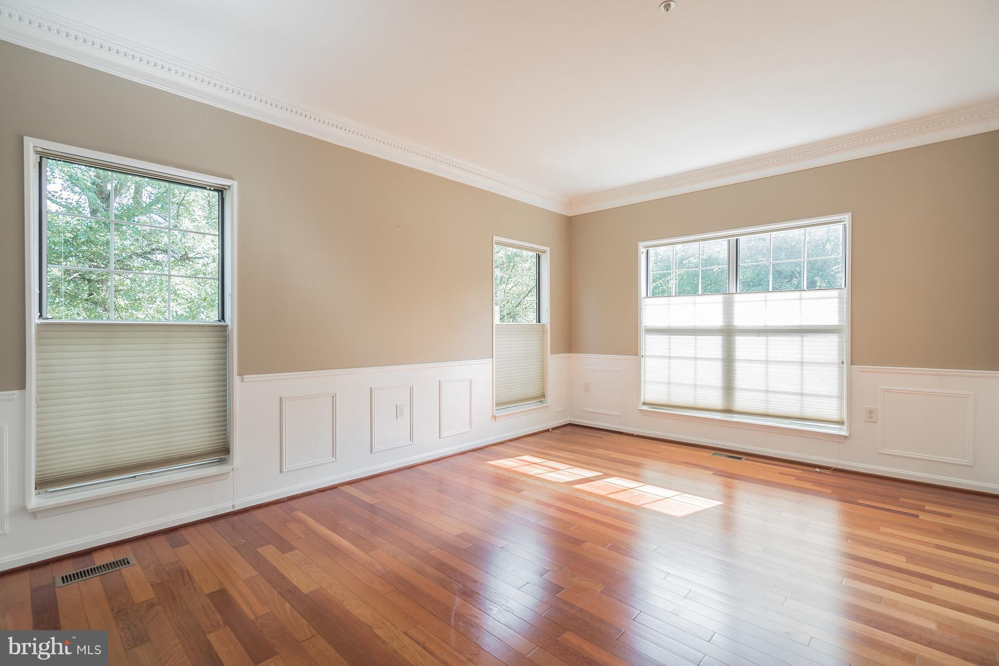 POTOMAC LAKES - Residential