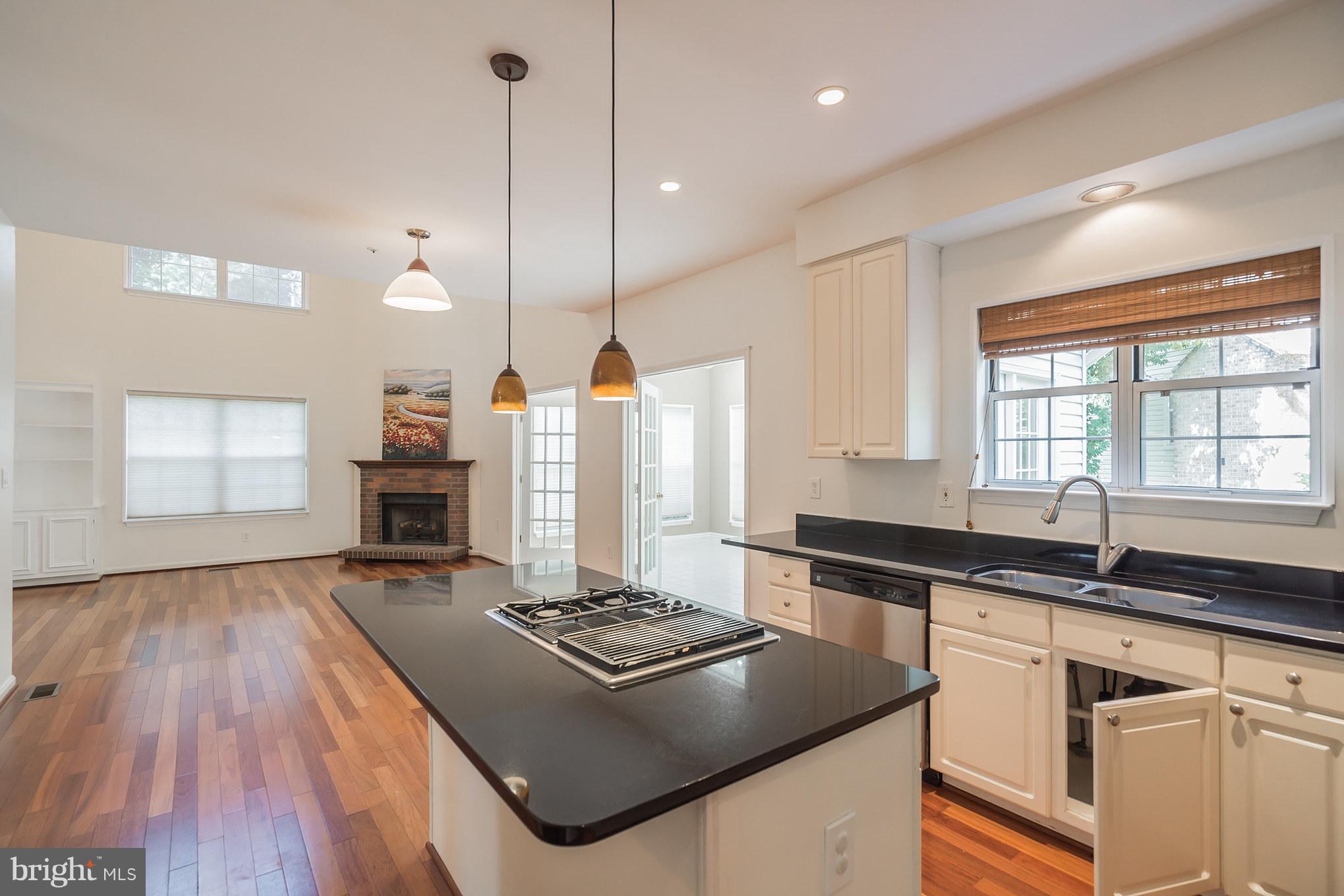 POTOMAC LAKES - Residential