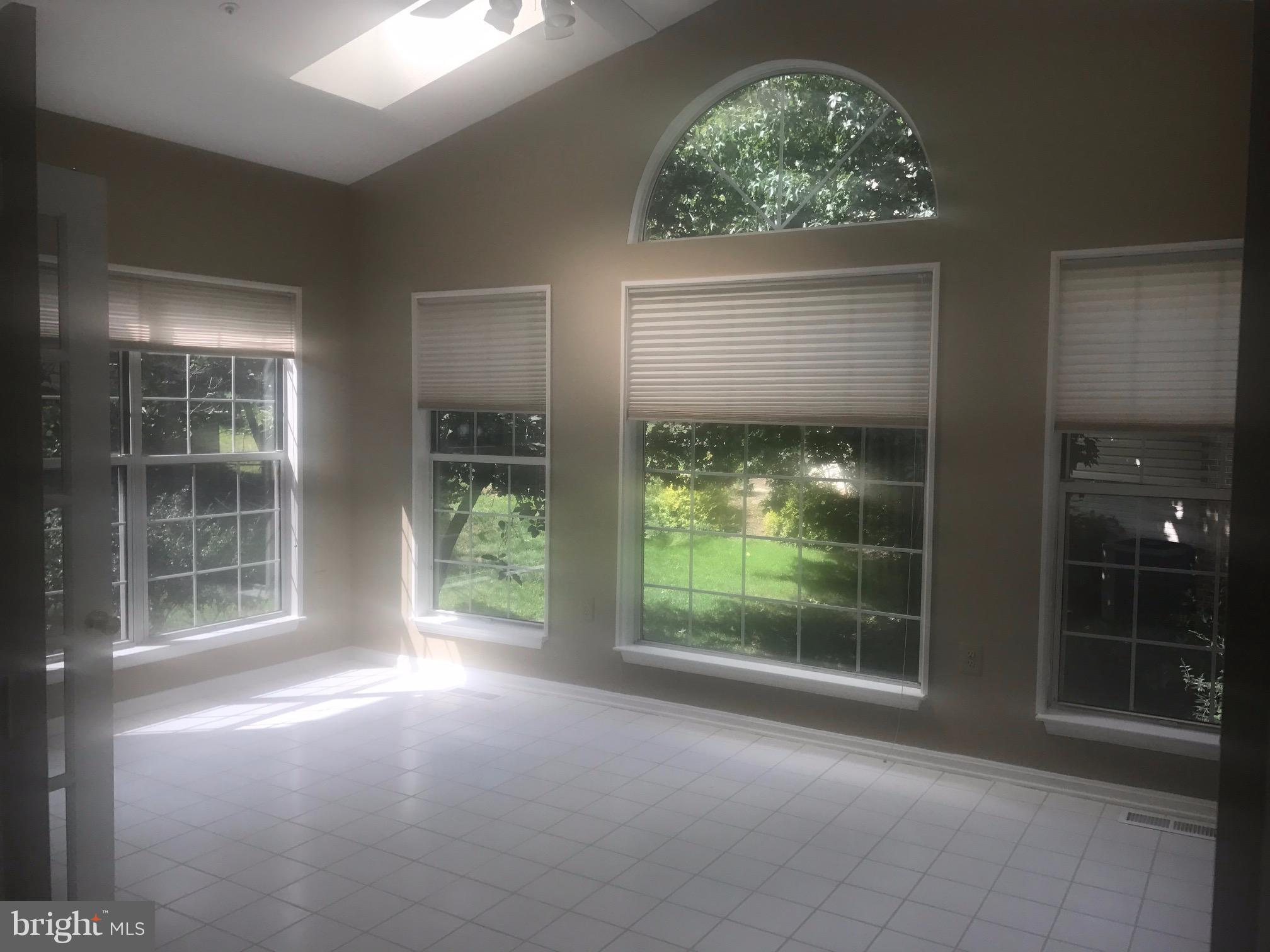 POTOMAC LAKES - Residential