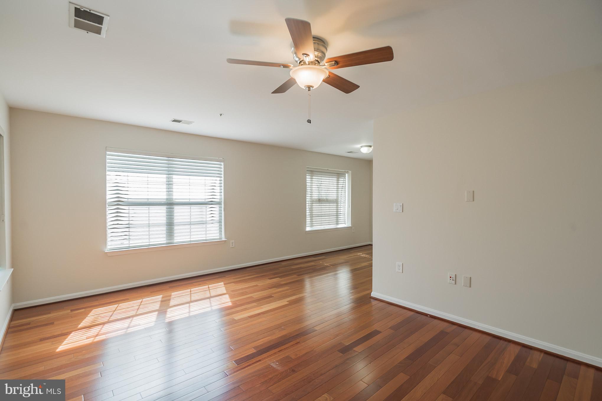 POTOMAC LAKES - Residential