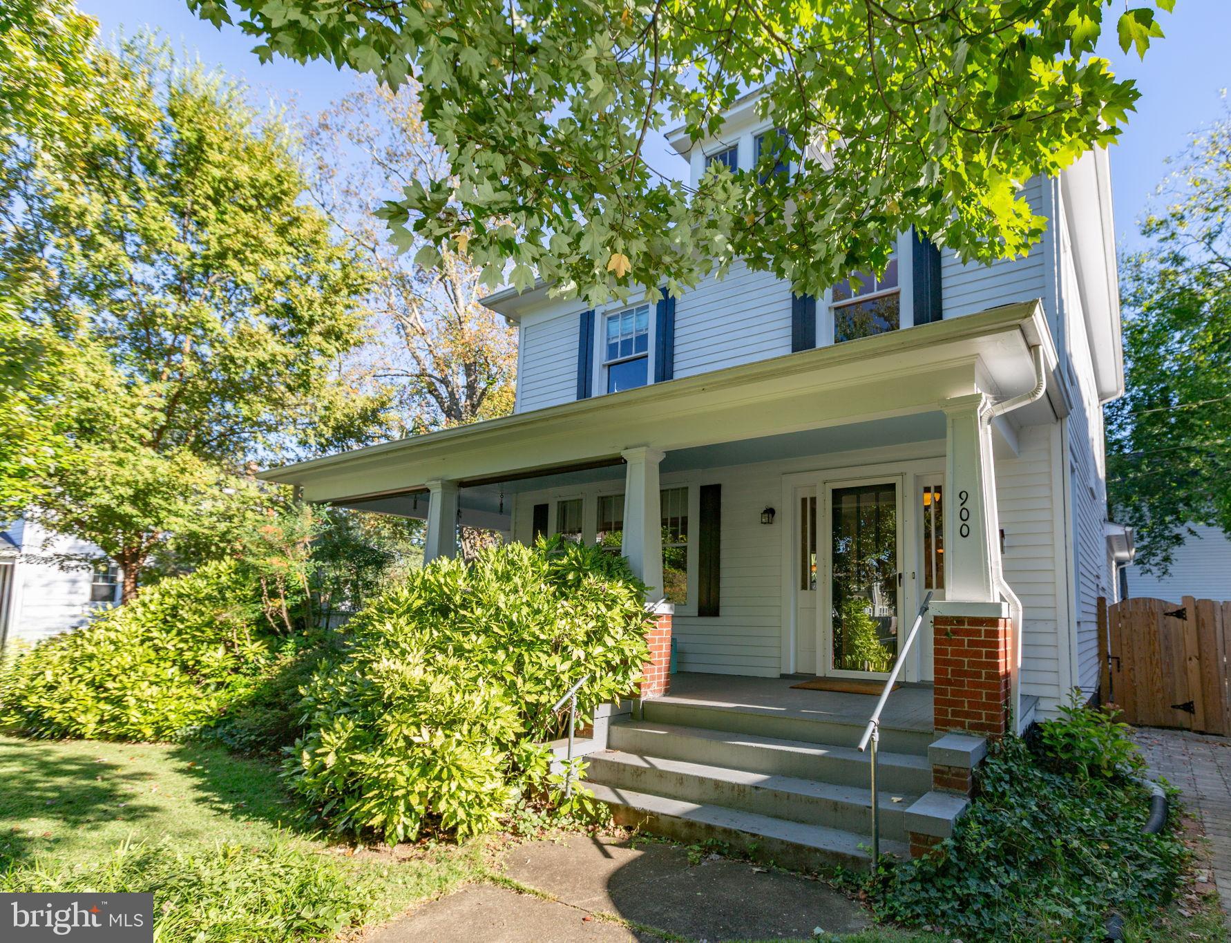900 WOLFE STREET