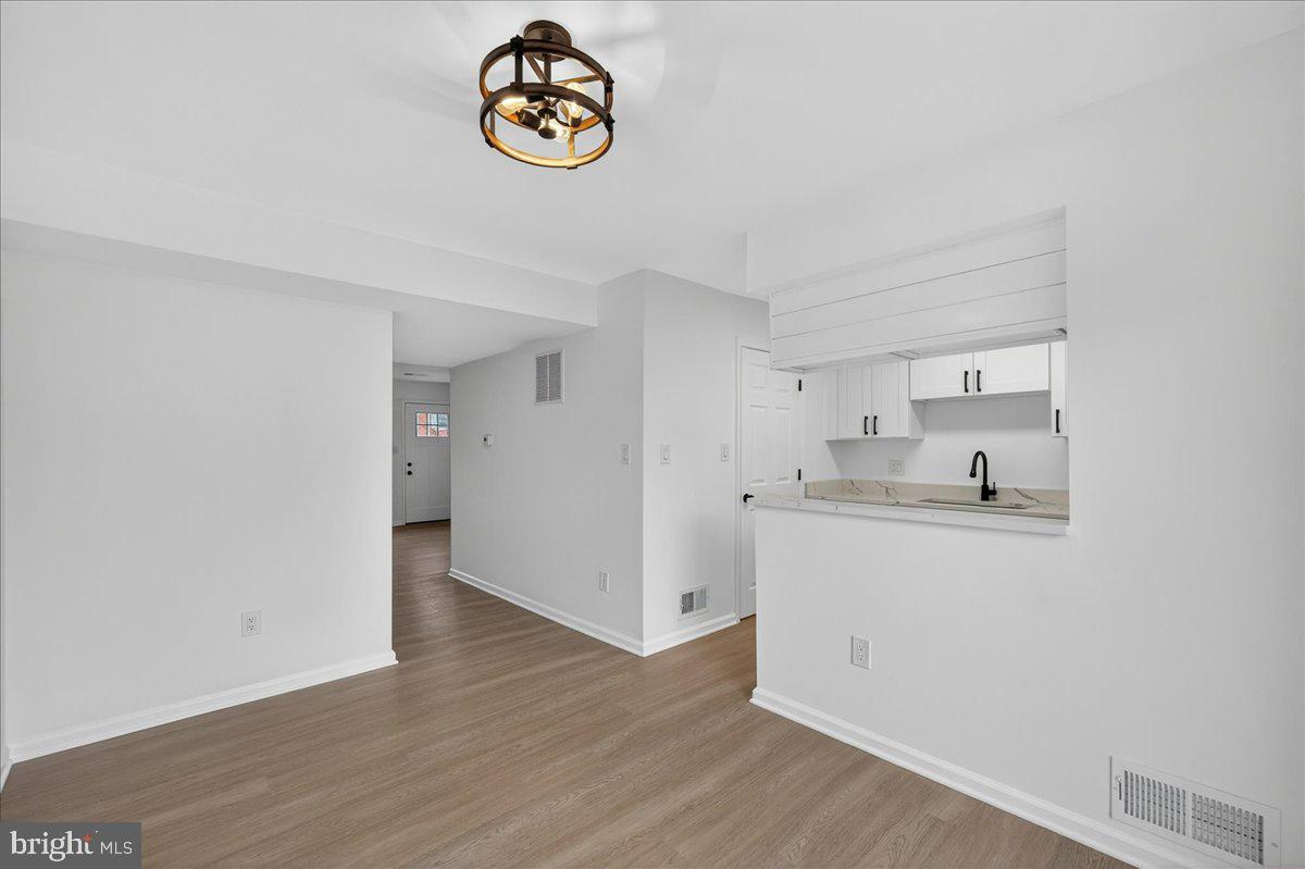 DALE CITY - Residential