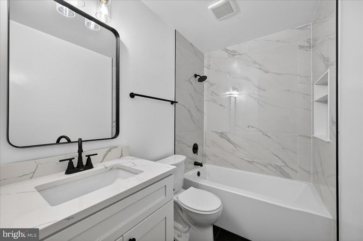 DALE CITY - Residential