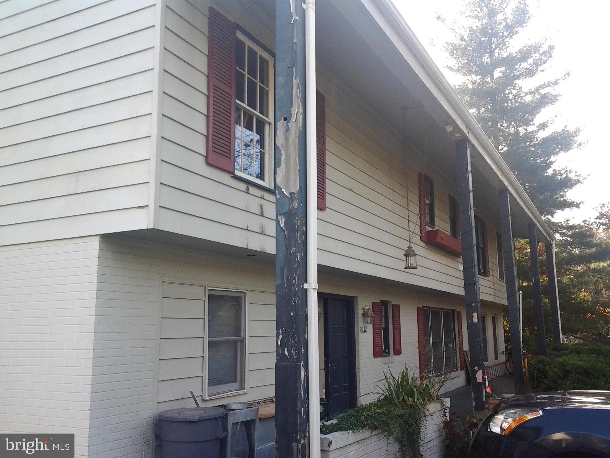 SHERWOOD FOREST MANOR - Residential