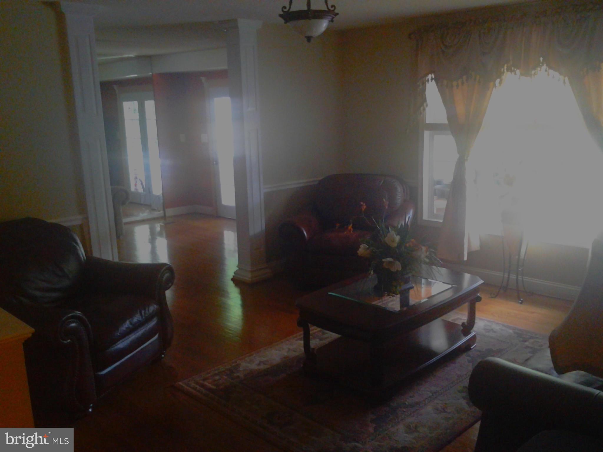 SHERWOOD FOREST MANOR - Residential