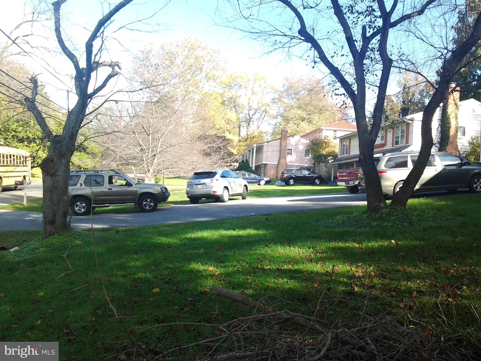 SHERWOOD FOREST MANOR - Residential