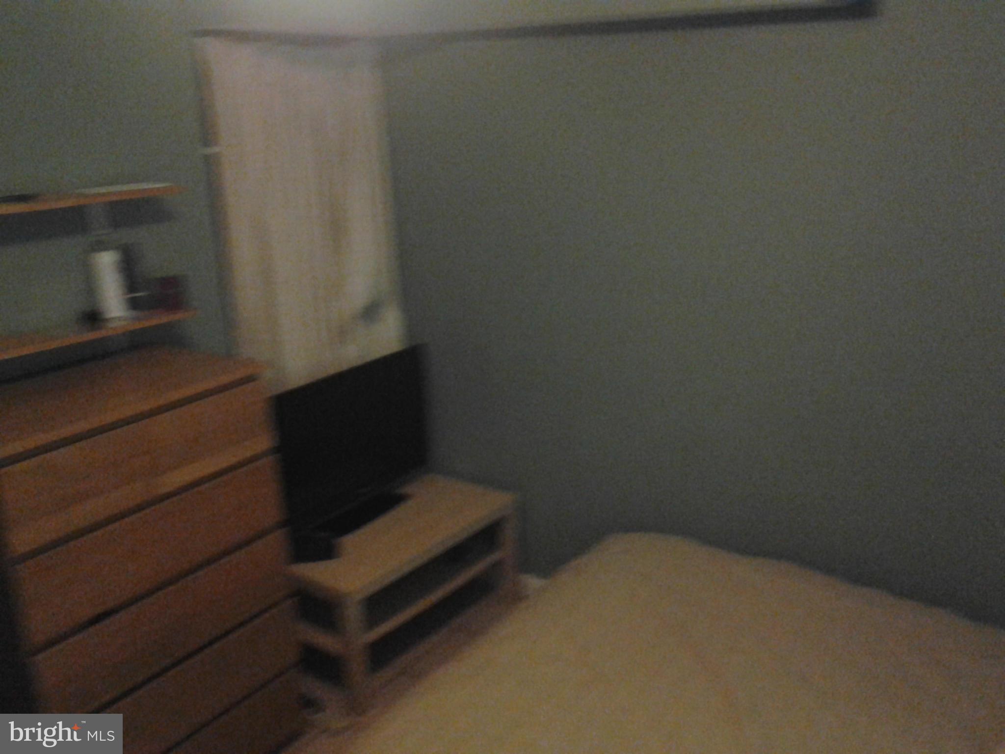 SHERWOOD FOREST MANOR - Residential