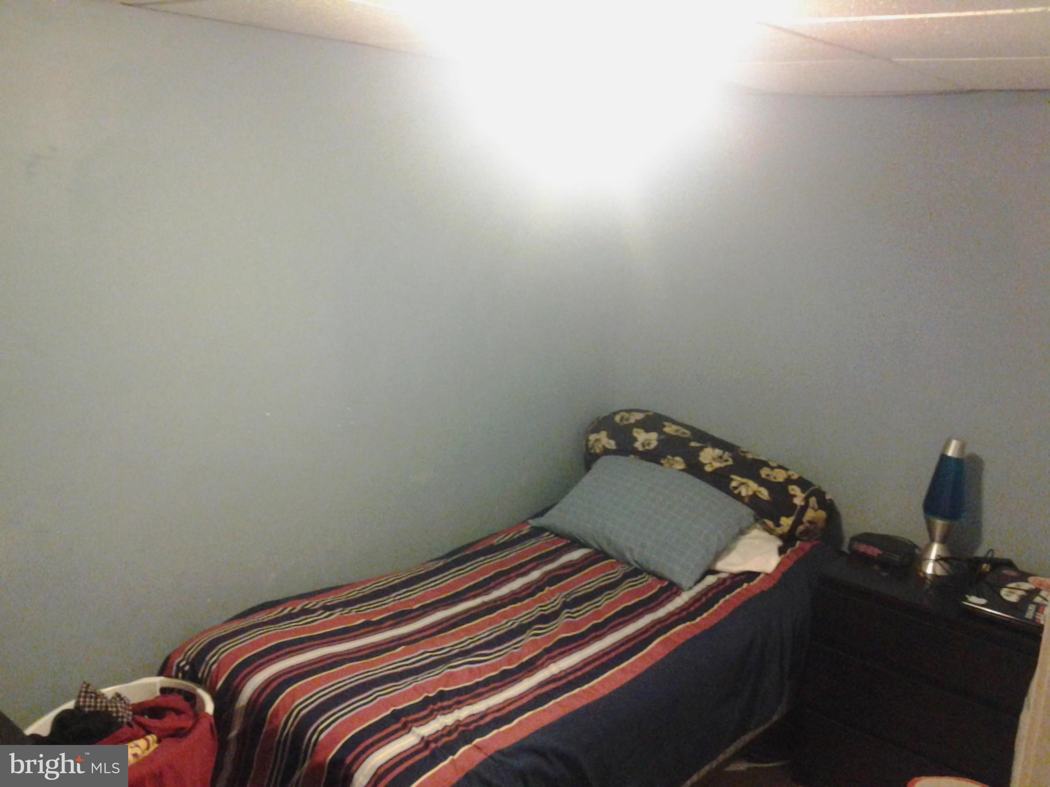 SHERWOOD FOREST MANOR - Residential