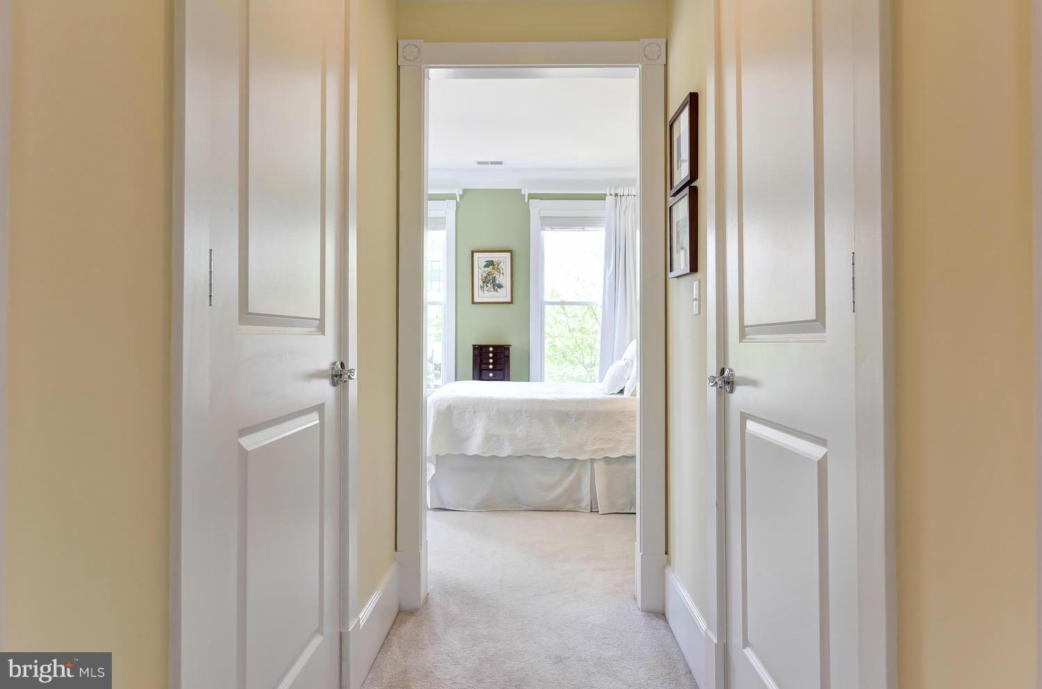 900 NORTH WASHINGTON STREET CONDOMINIUMS - Residential