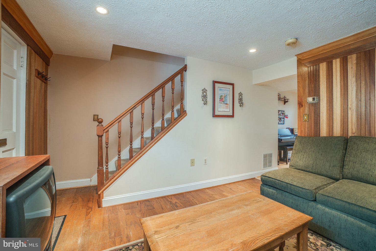 HISTORIC DISTRICT - Residential