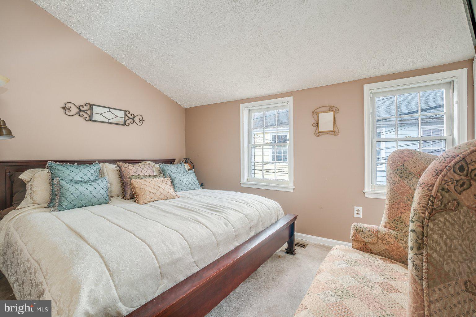 HISTORIC DISTRICT - Residential