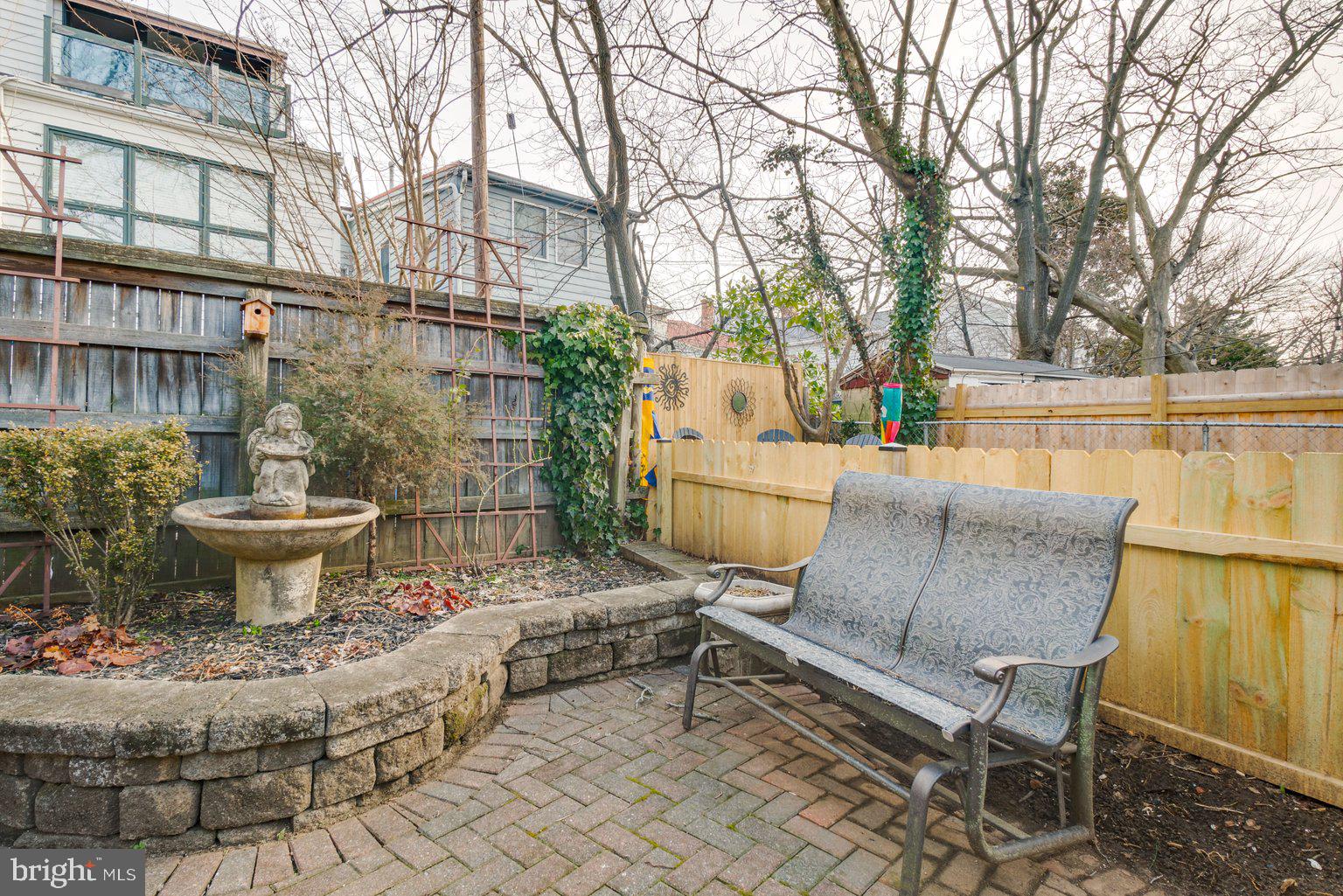 HISTORIC DISTRICT - Residential