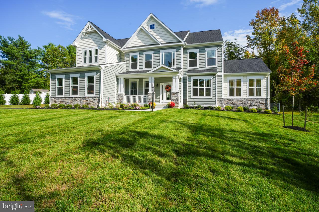 1907 MACKIEBETH COURT