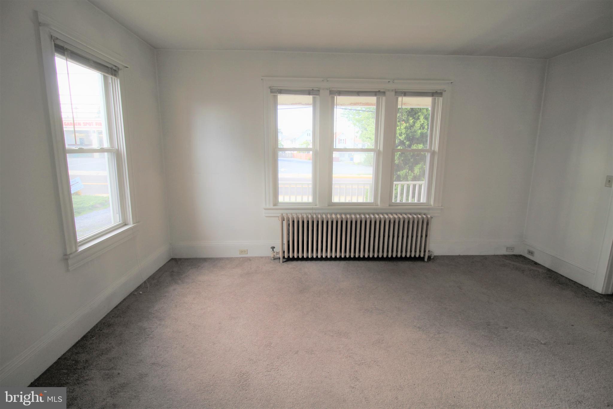 NEW HOLLAND BOROUGH - Residential Lease