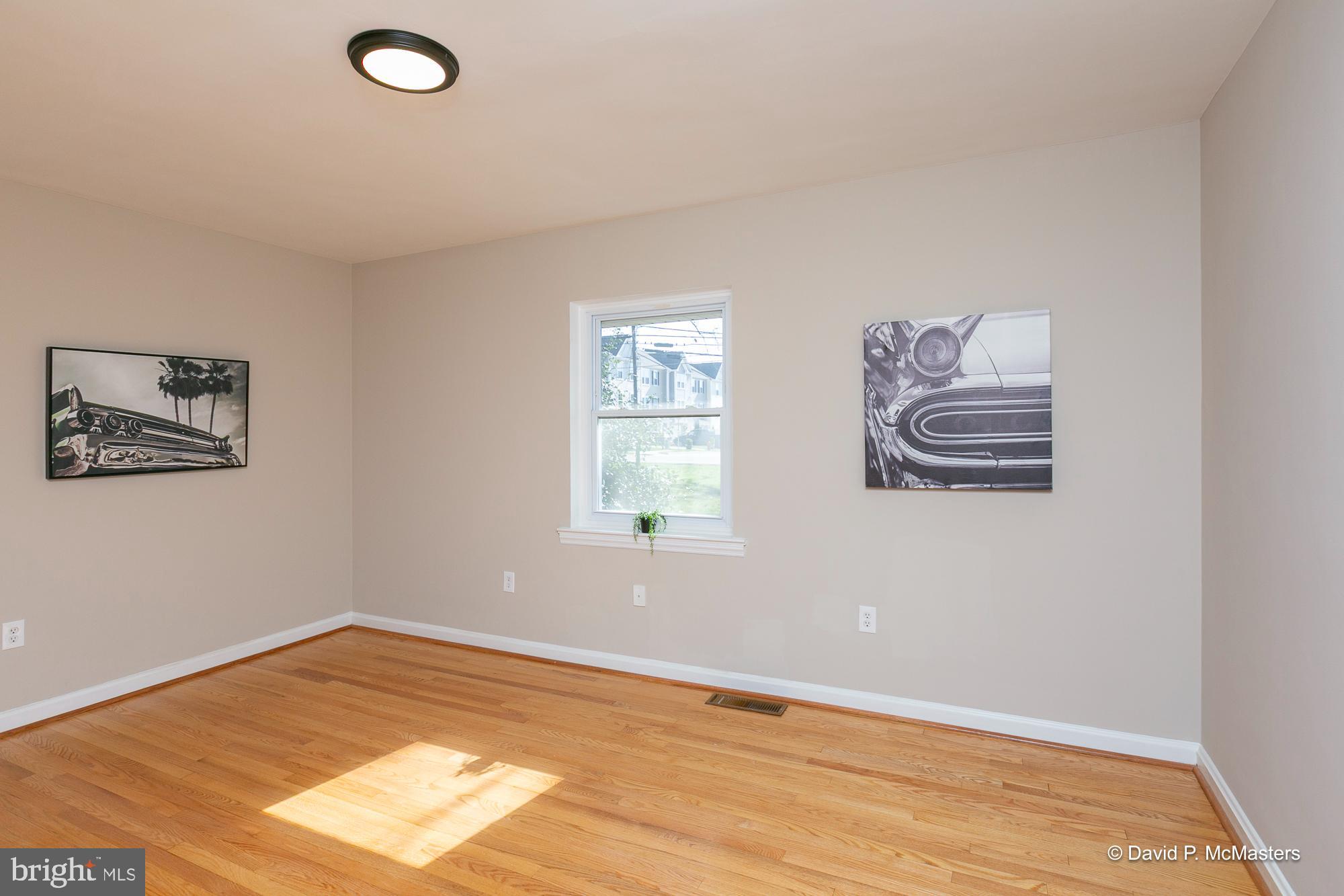 CHARLES TOWN - Residential