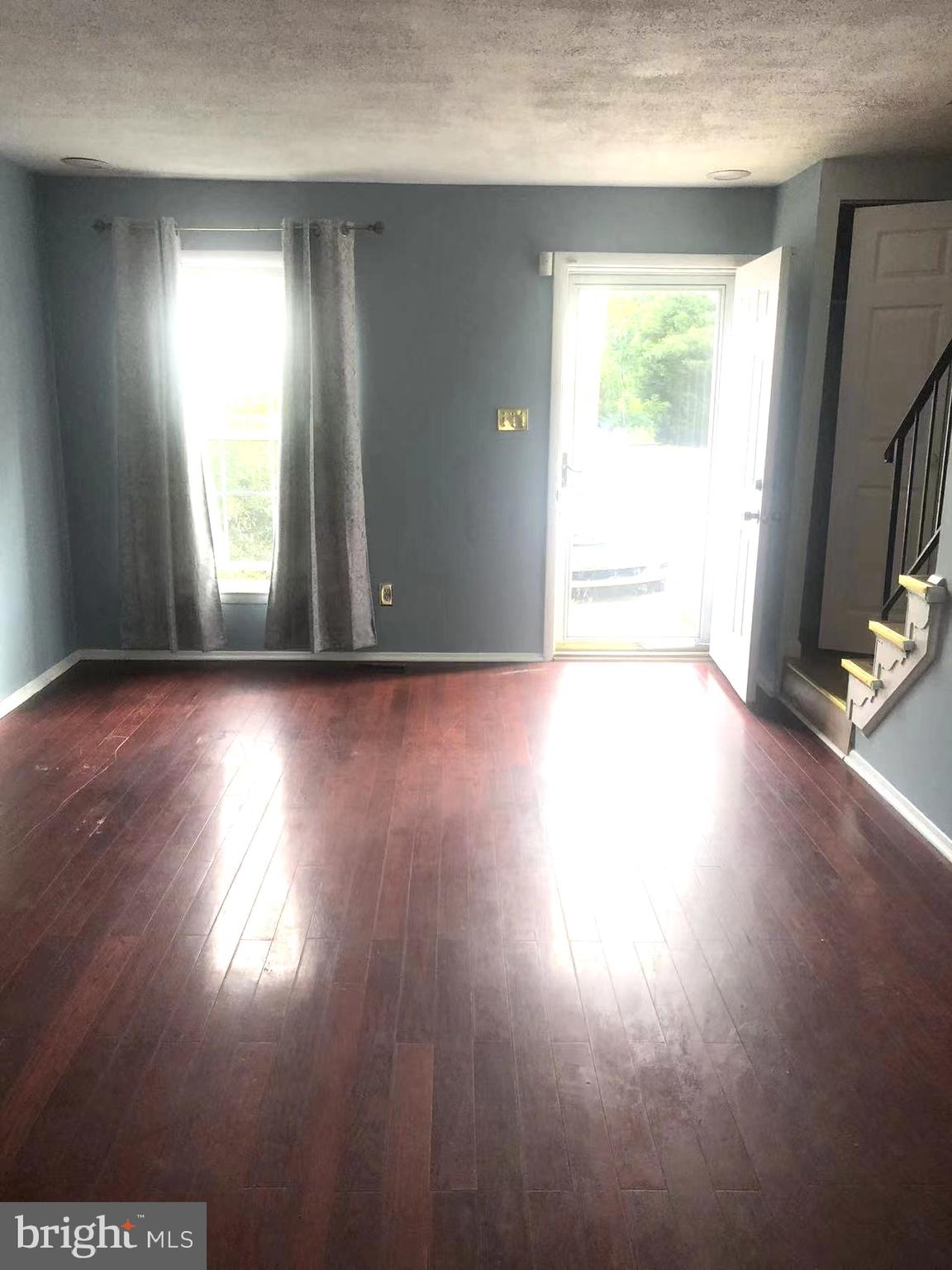 BELMONT - Residential Lease