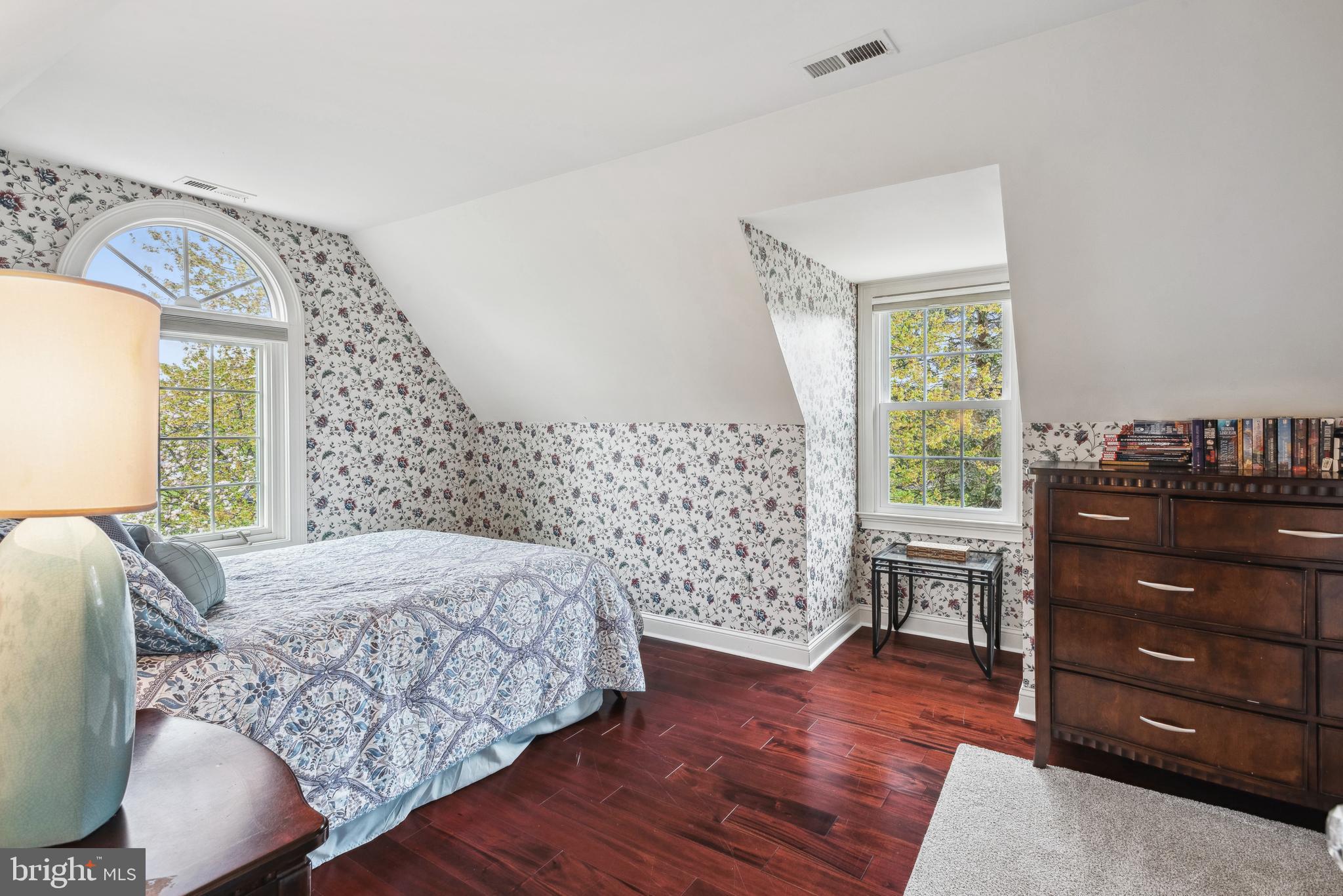 CHURCH SCHOOL ESTATS - Residential