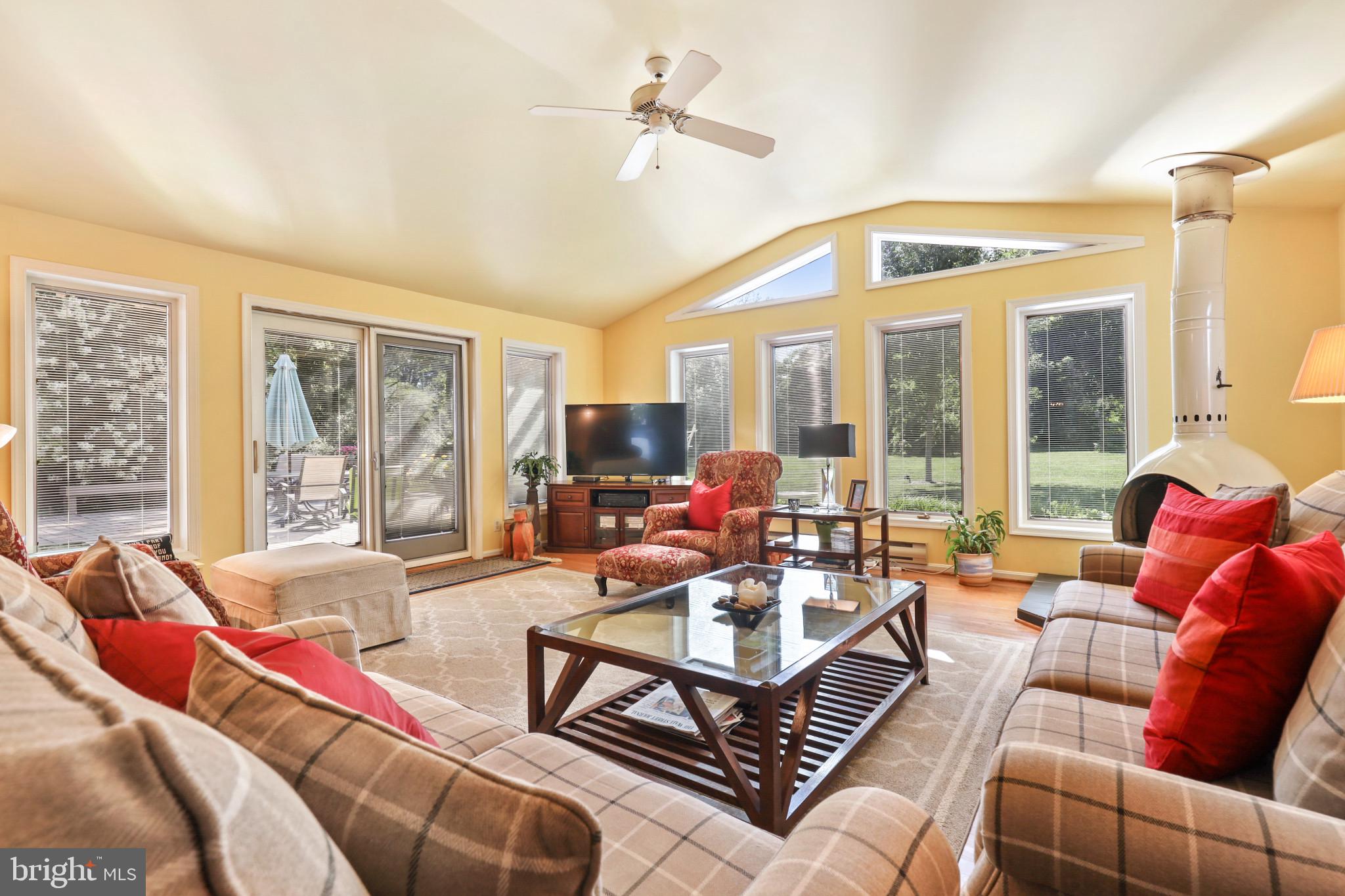 SUMMER HILL - Residential