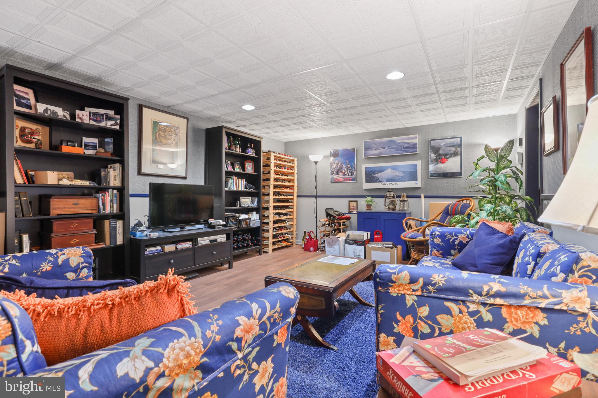 SUMMER HILL - Residential