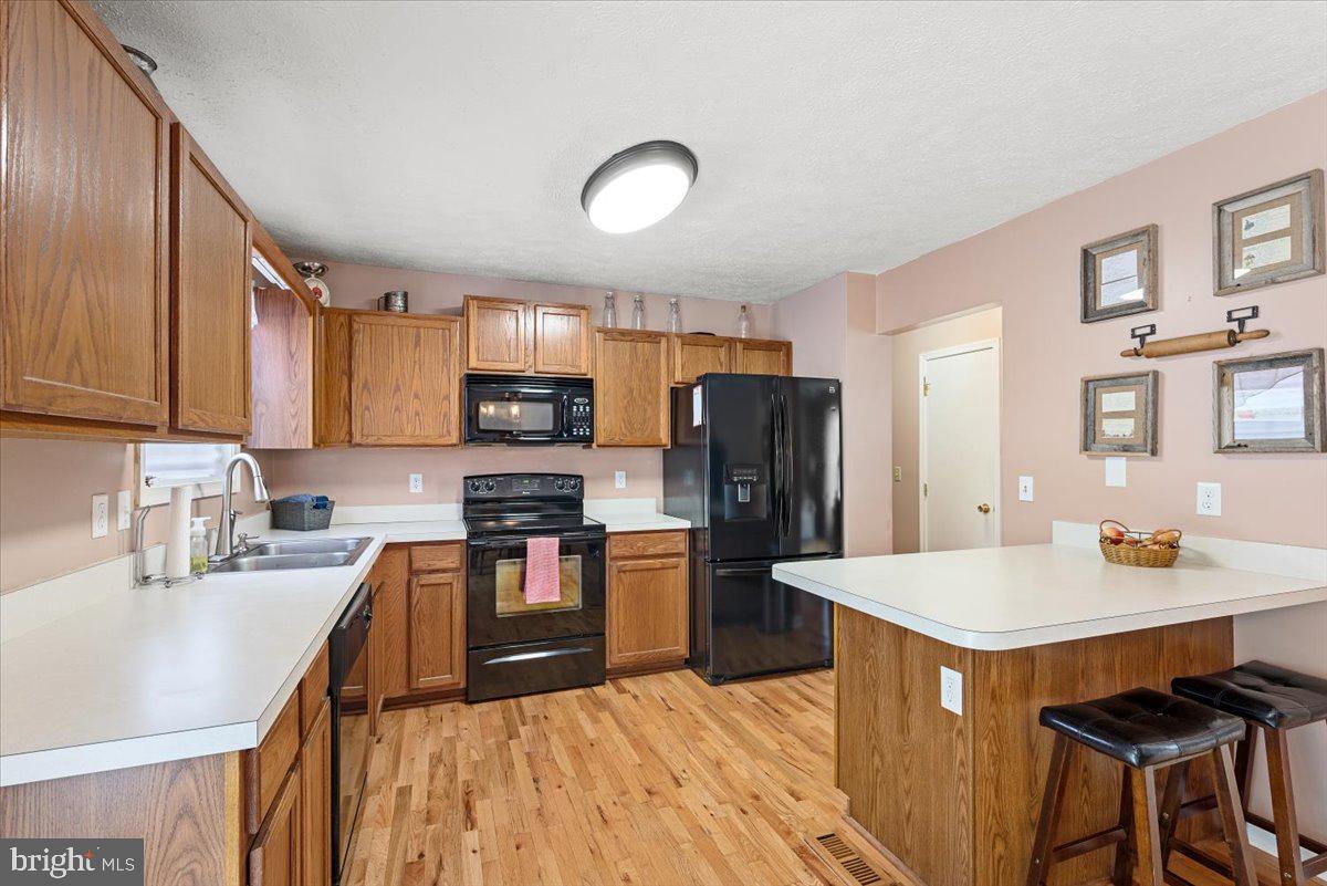 FOREST HEIGHTS - Residential