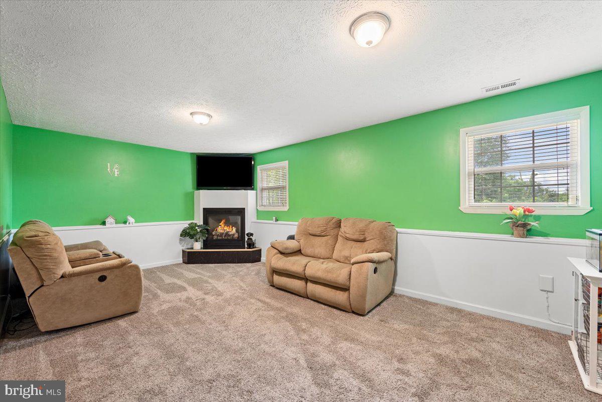 FOREST HEIGHTS - Residential