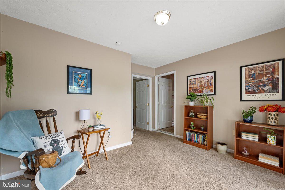 FOREST HEIGHTS - Residential