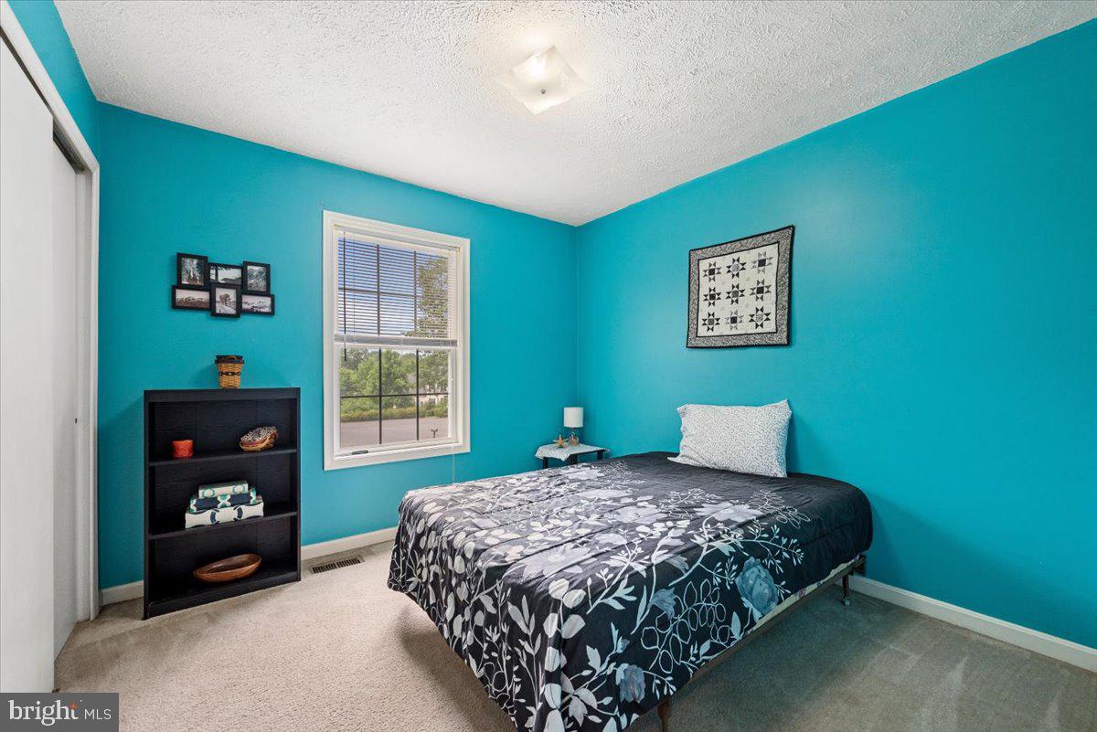 FOREST HEIGHTS - Residential