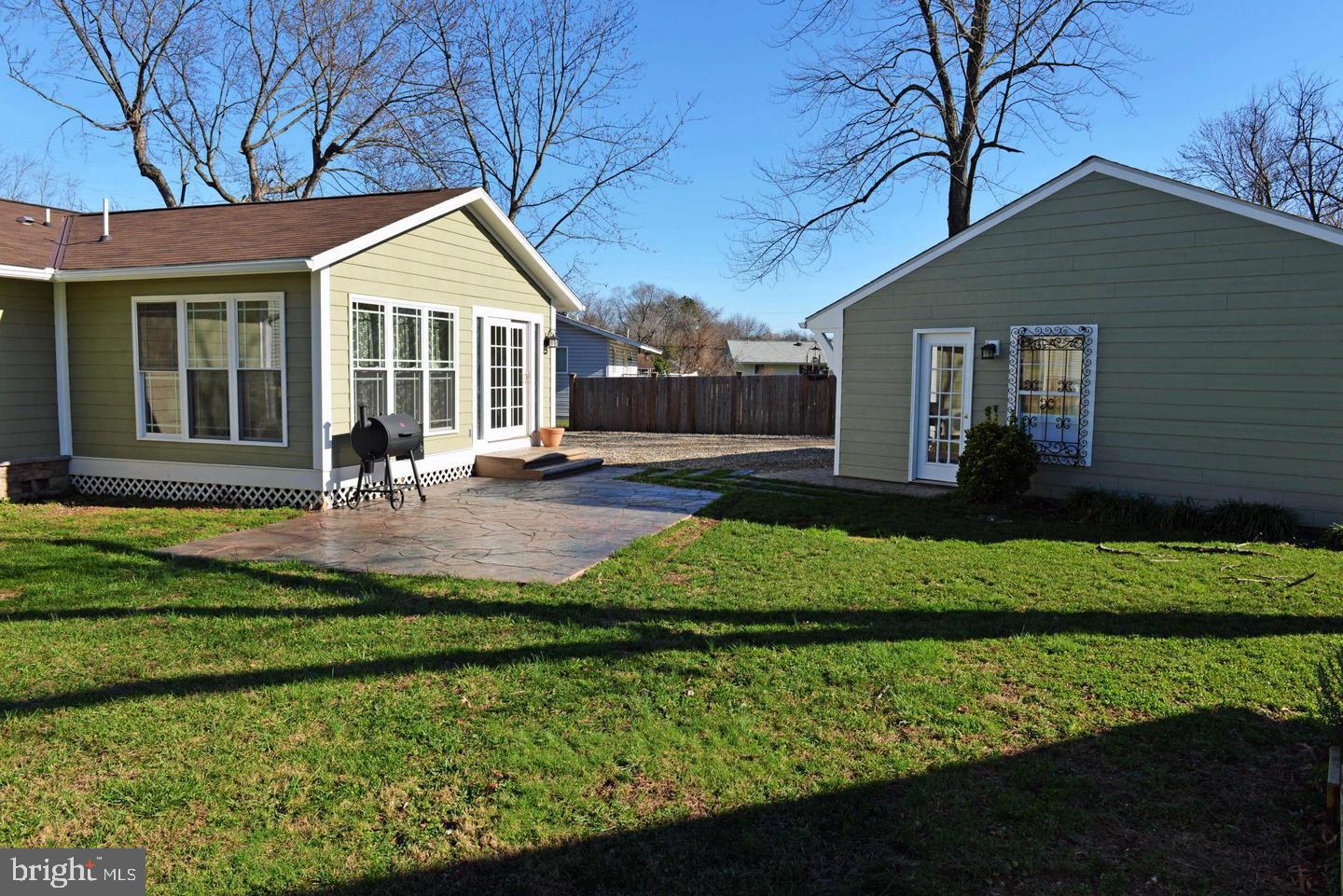 905 BURKE DRIVE