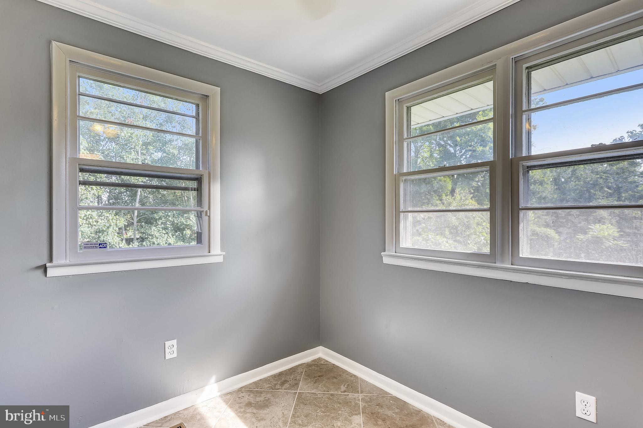 CLINTON - Residential