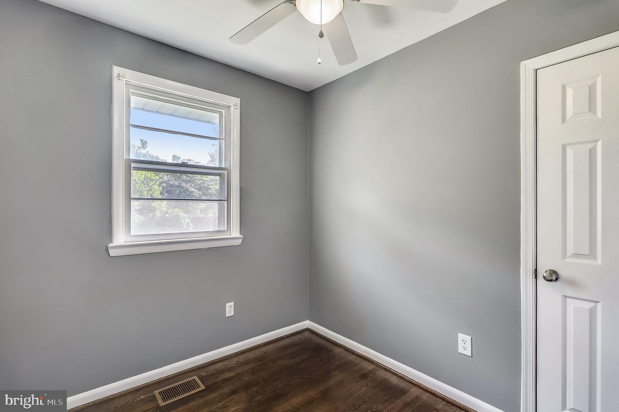 CLINTON - Residential