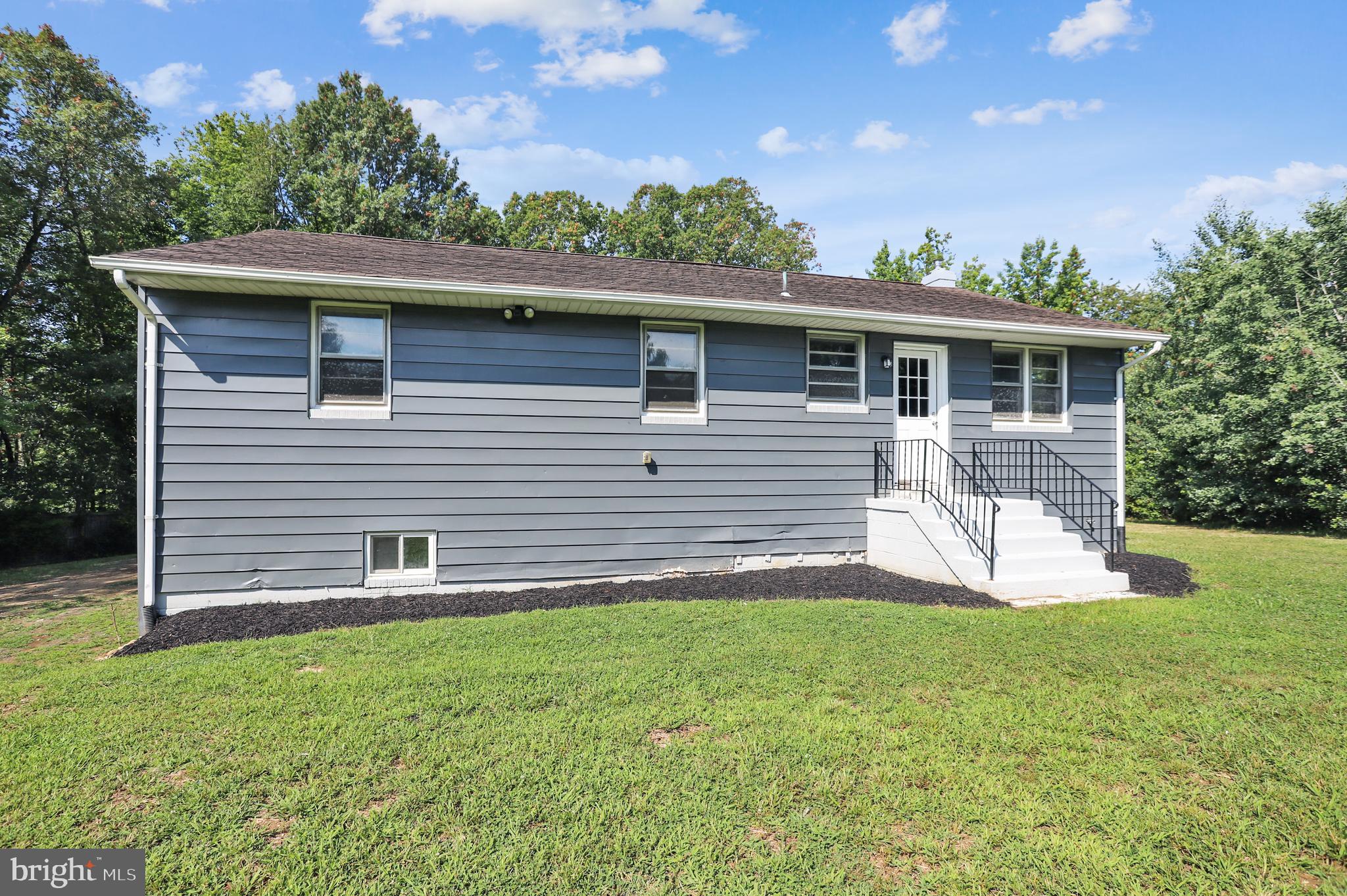 CLINTON - Residential