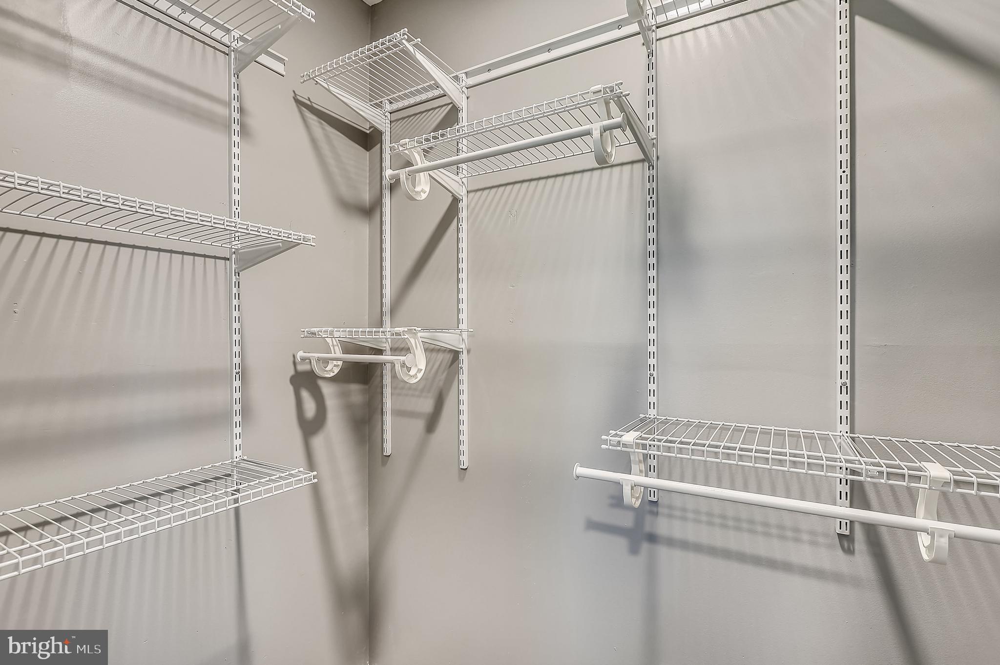 CLINTON - Residential