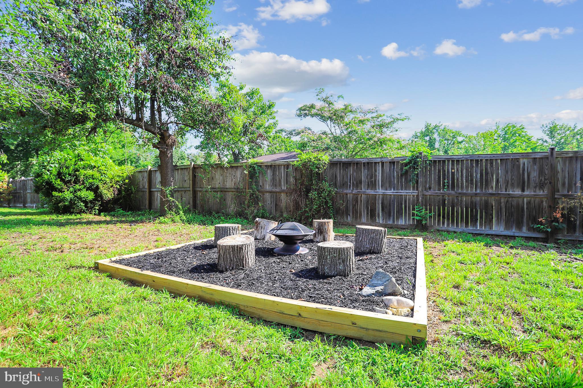 CLINTON - Residential