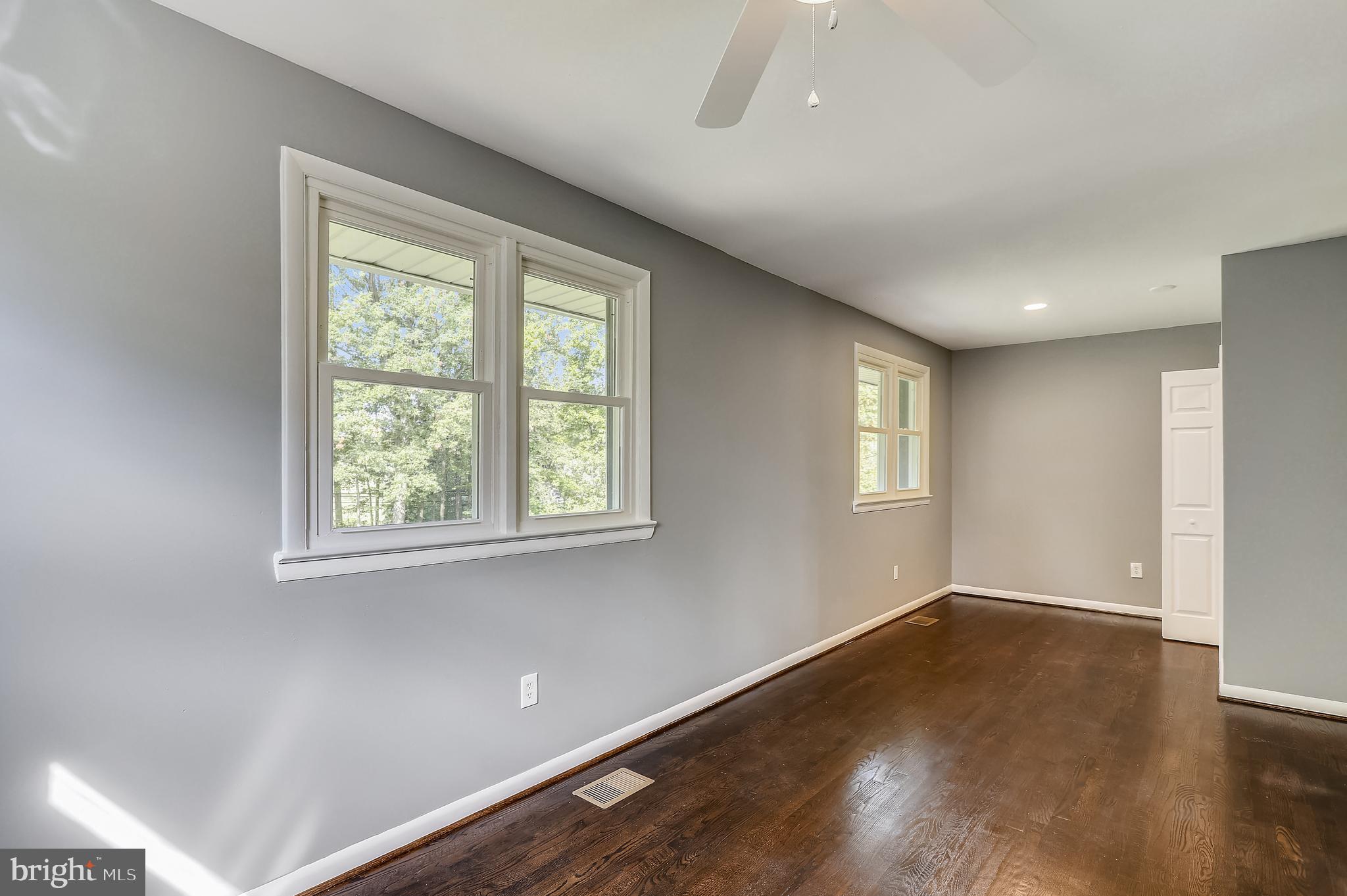 CLINTON - Residential