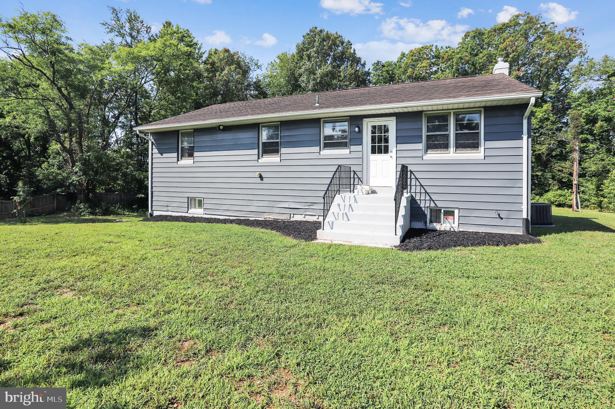 CLINTON - Residential