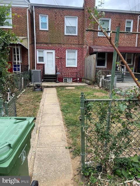 YALE HEIGHTS - Residential Lease