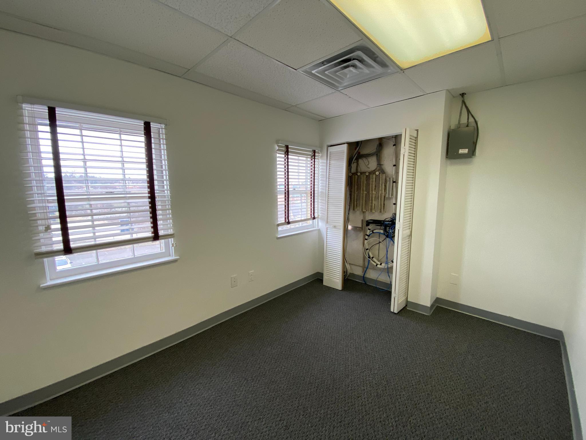 MANASSAS - Commercial Lease