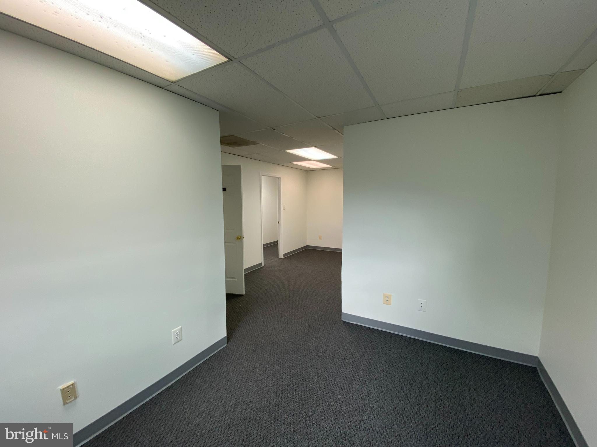 MANASSAS - Commercial Lease