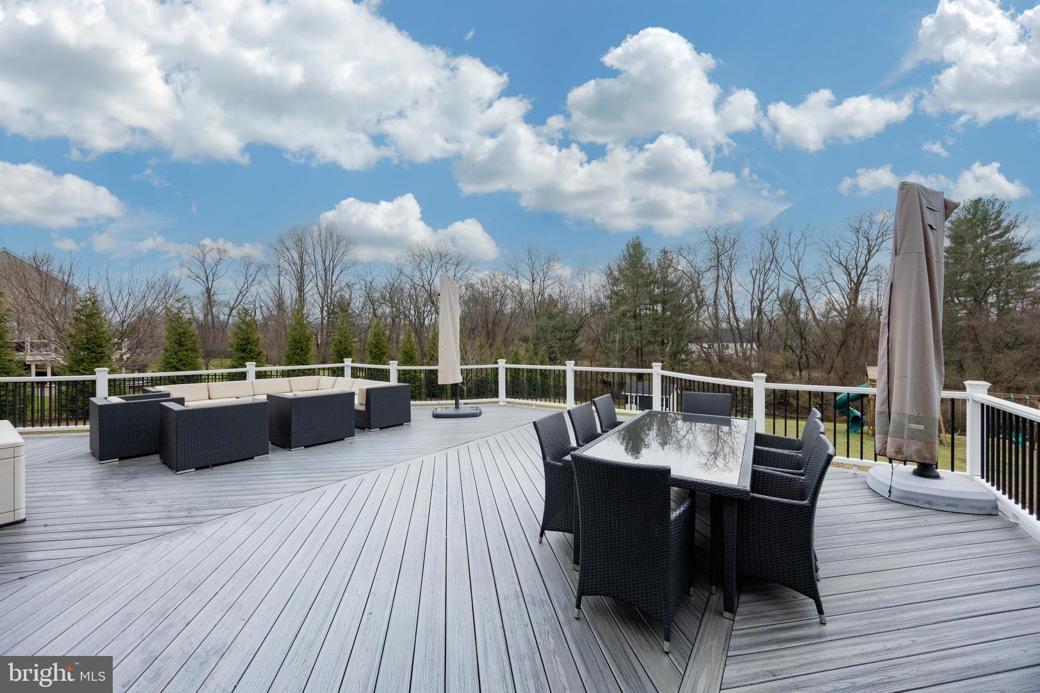 PRESERVEATSQUIRECHEY - Residential