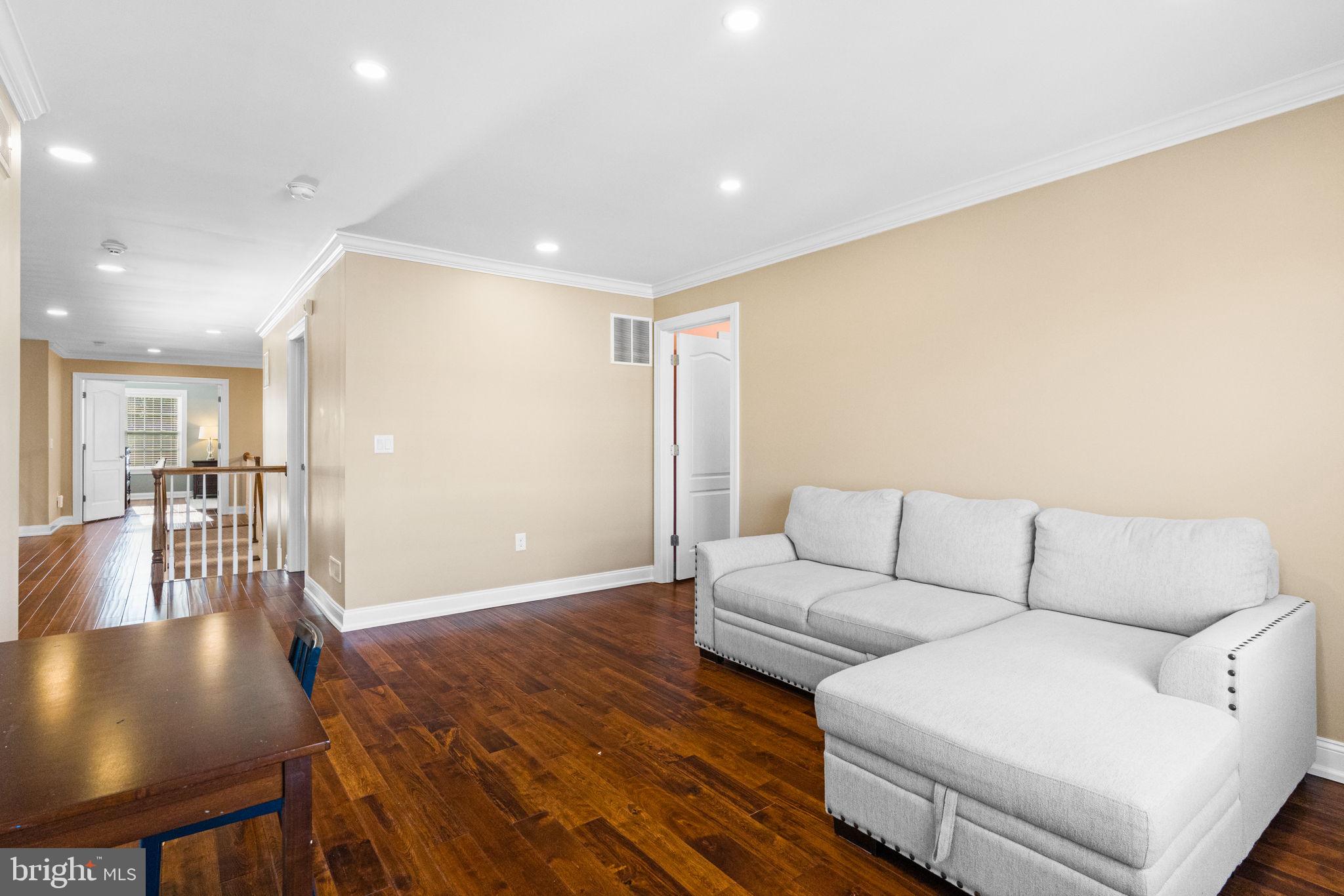 PRESERVEATSQUIRECHEY - Residential