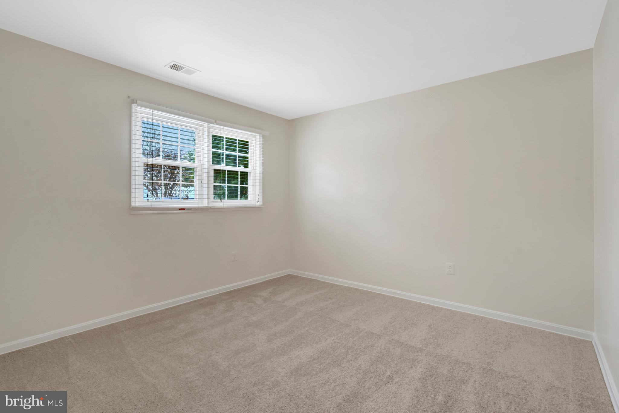 KINGS PARK WEST - Residential