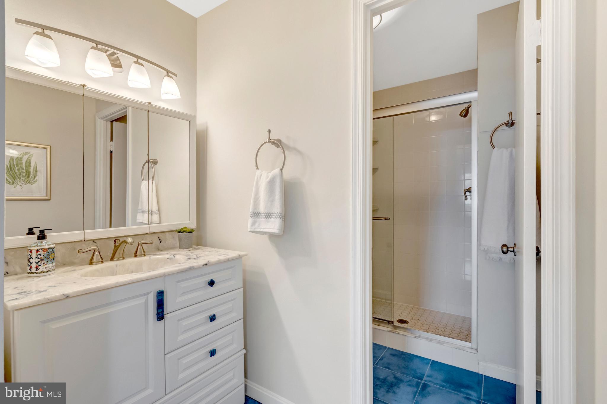 KINGS PARK WEST - Residential