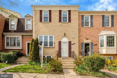 10483 MALONE COURT FAIRFAX VA 22032