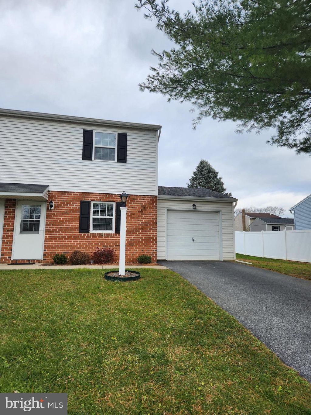Photo of 1285 STAMANS LN, COLUMBIA, PA 17512 (MLS # PALA2028974)