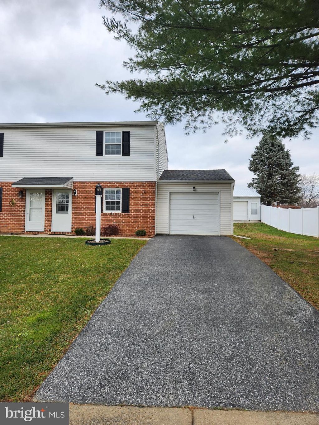 Photo of 1285 STAMANS LN, COLUMBIA, PA 17512 (MLS # PALA2028974)