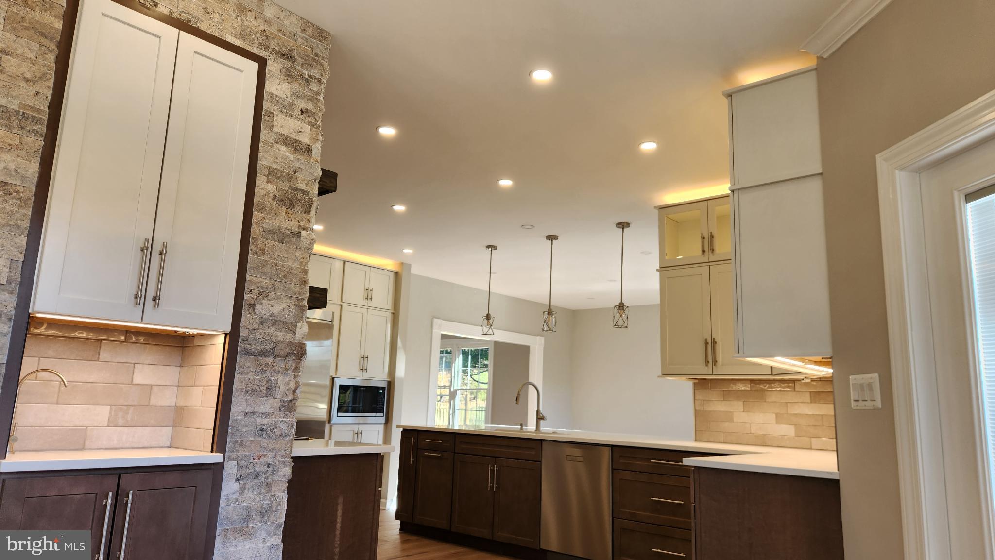 353 GALLOP WOOD PLACE