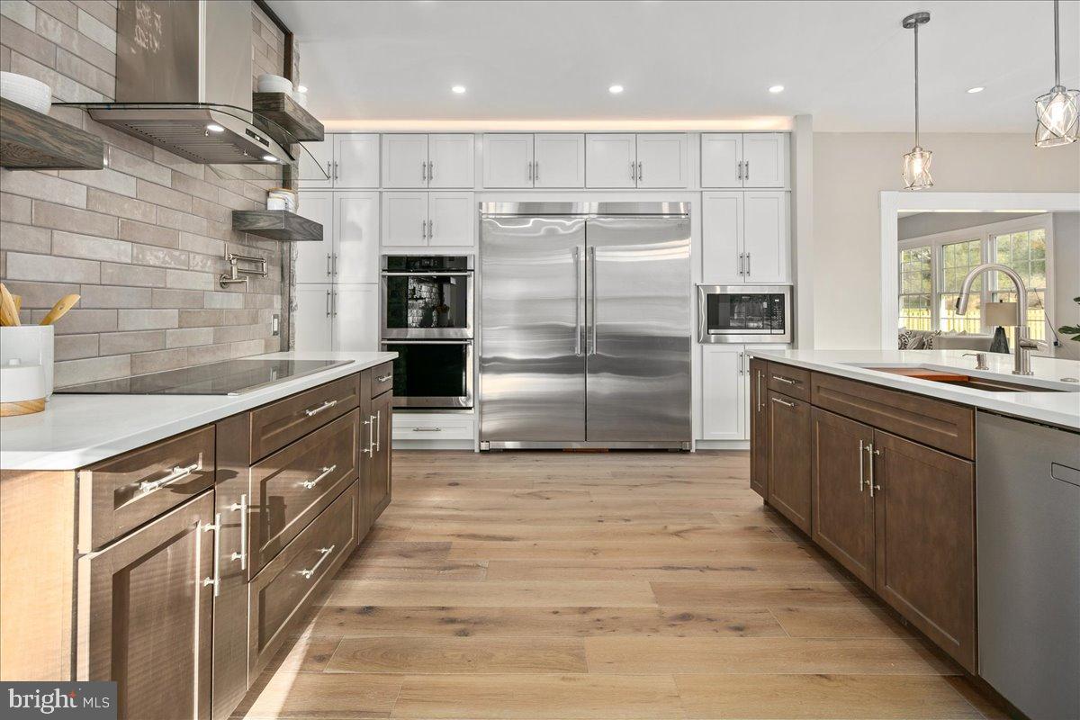 CANTERWOOD - Residential