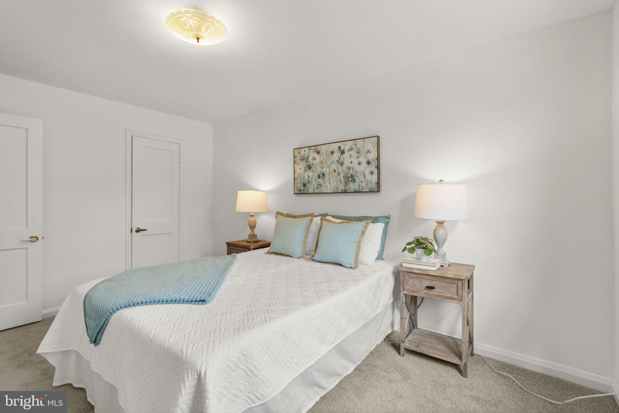 GAYLORD MANOR - Residential