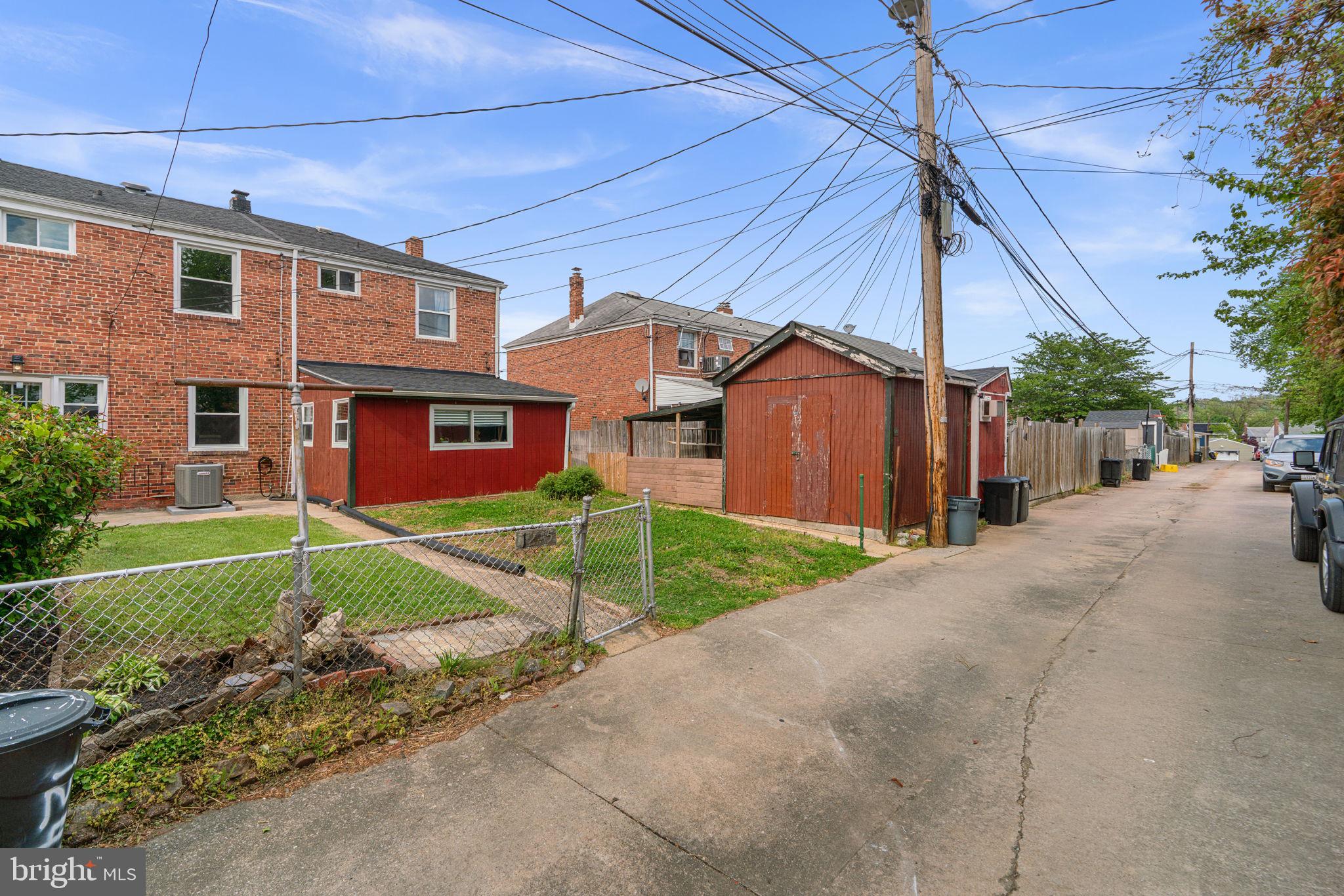 GAYLORD MANOR - Residential